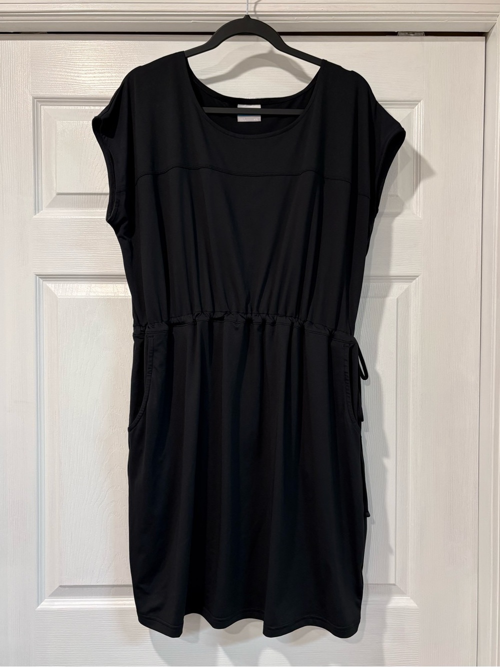 Columbia Black Midi Dress with Drawstring Waist and Pockets